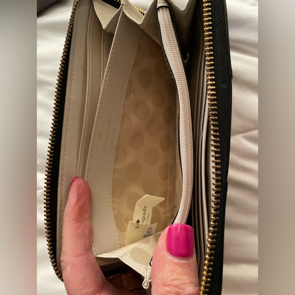 Kate Spade Wallet - Picture 2 of 6